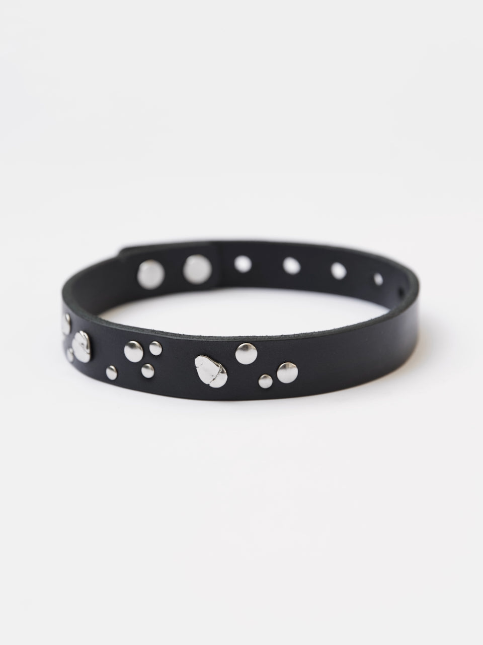 OVAL STUDS CHOKER