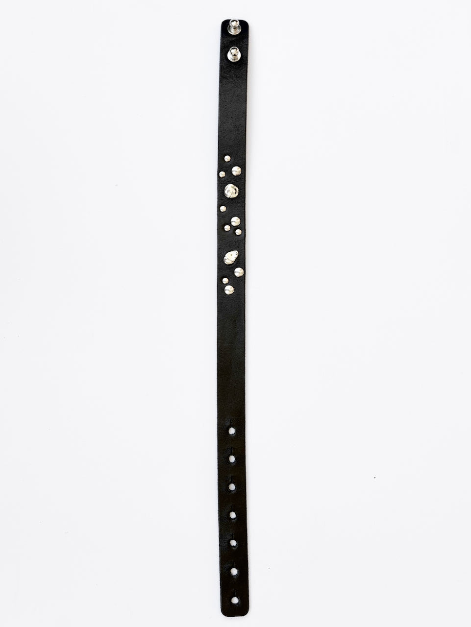 OVAL STUDS CHOKER