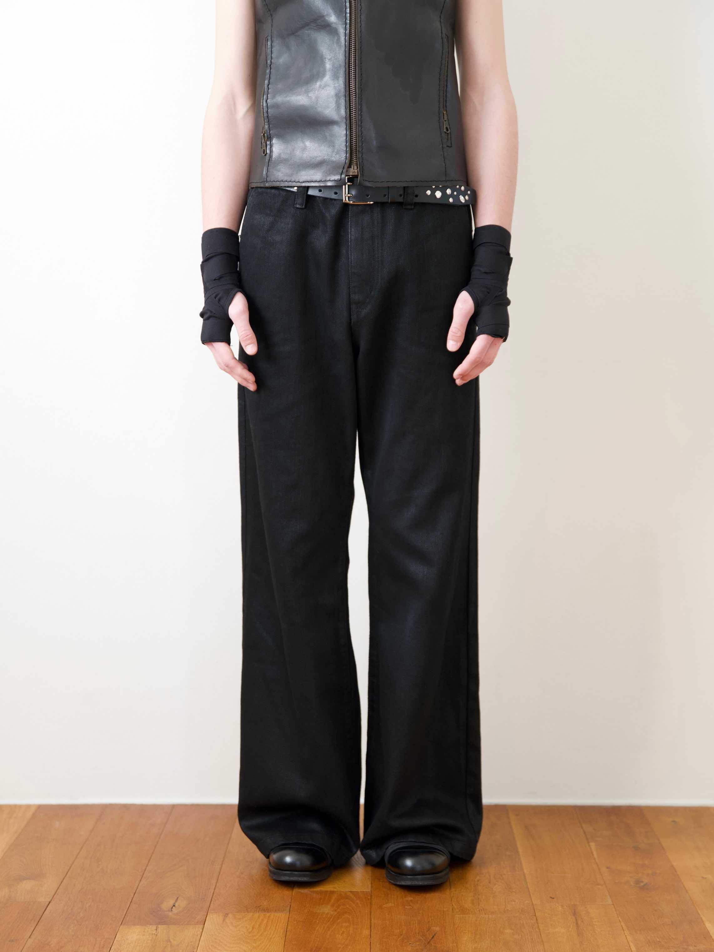 DROP FLARE COATED DENIM